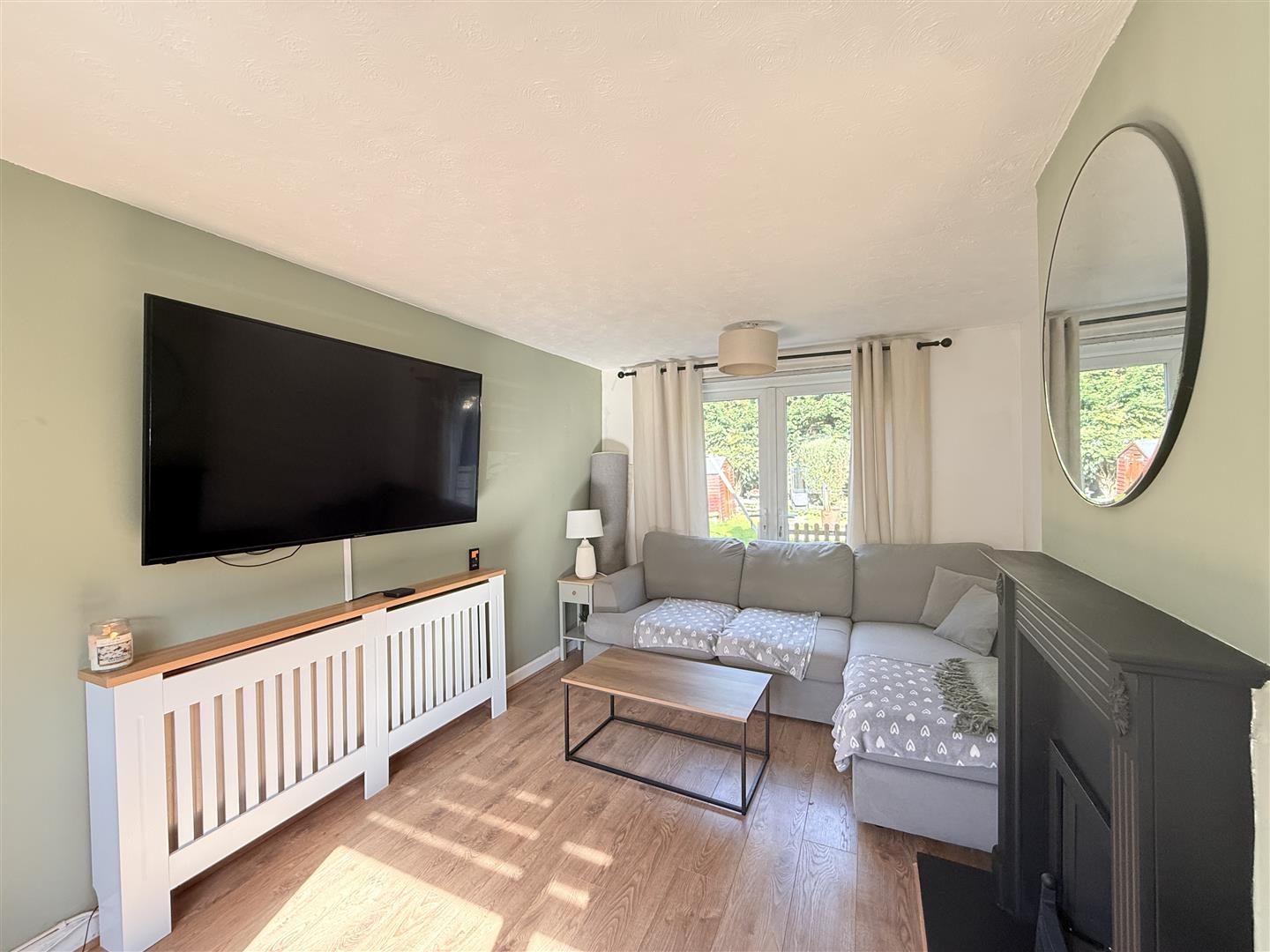 2 bed house - terraced in Kingsway, Dukinfield, Dukinfield – photo 2